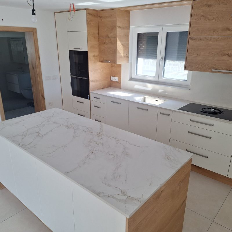 Dekton